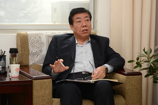 张玉明来我校视察指导稳定安全工作